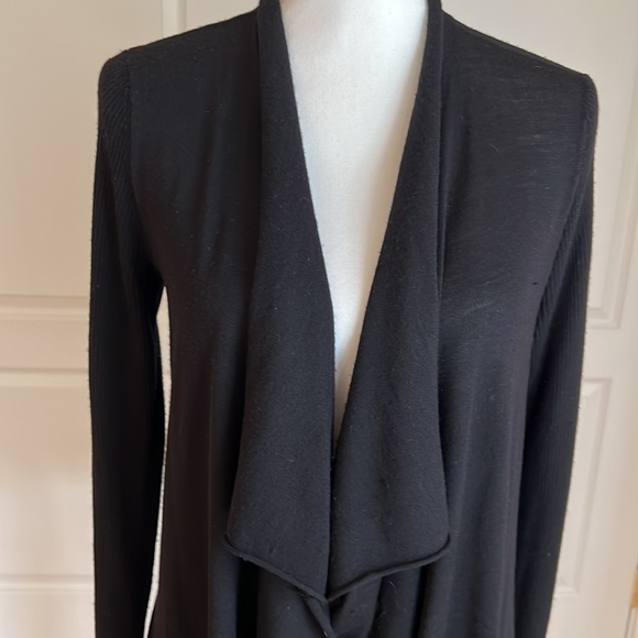 Eileen Fisher drape front lightweight merino wool cardigan - Picture 4 of 9